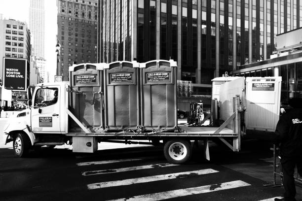 Best Porta potty delivery and setup  in Blountsville, AL